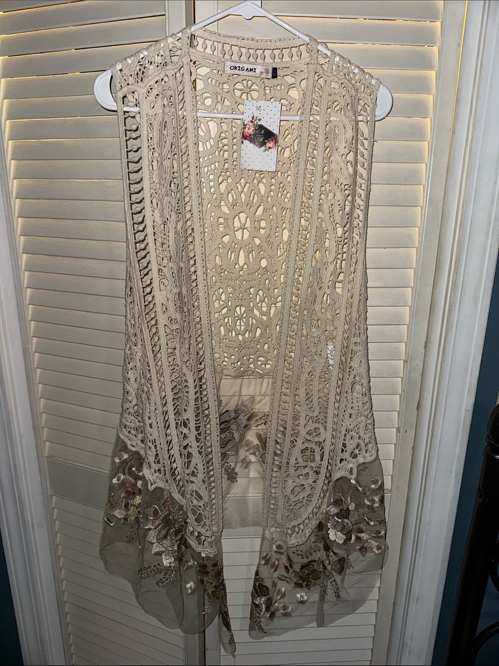Origami Cream Crochet Lace Tunic Vest with Floral Embroidery